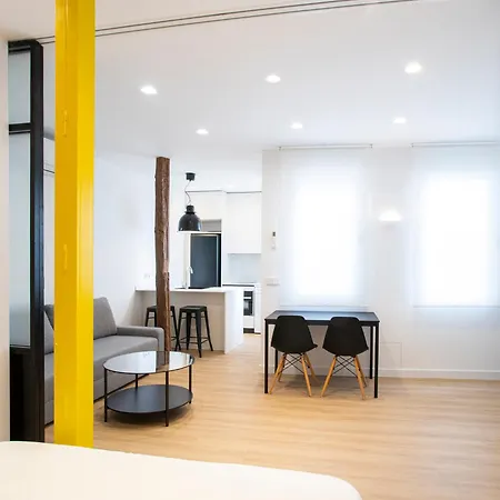Un Hogar En El Madrid De Los Austrias Exterior photo